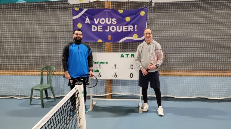 Notre tournoi interne continue : Hugo Caquin poursuit son aventure en disposant de Richard Wanat 6/1 6/1.